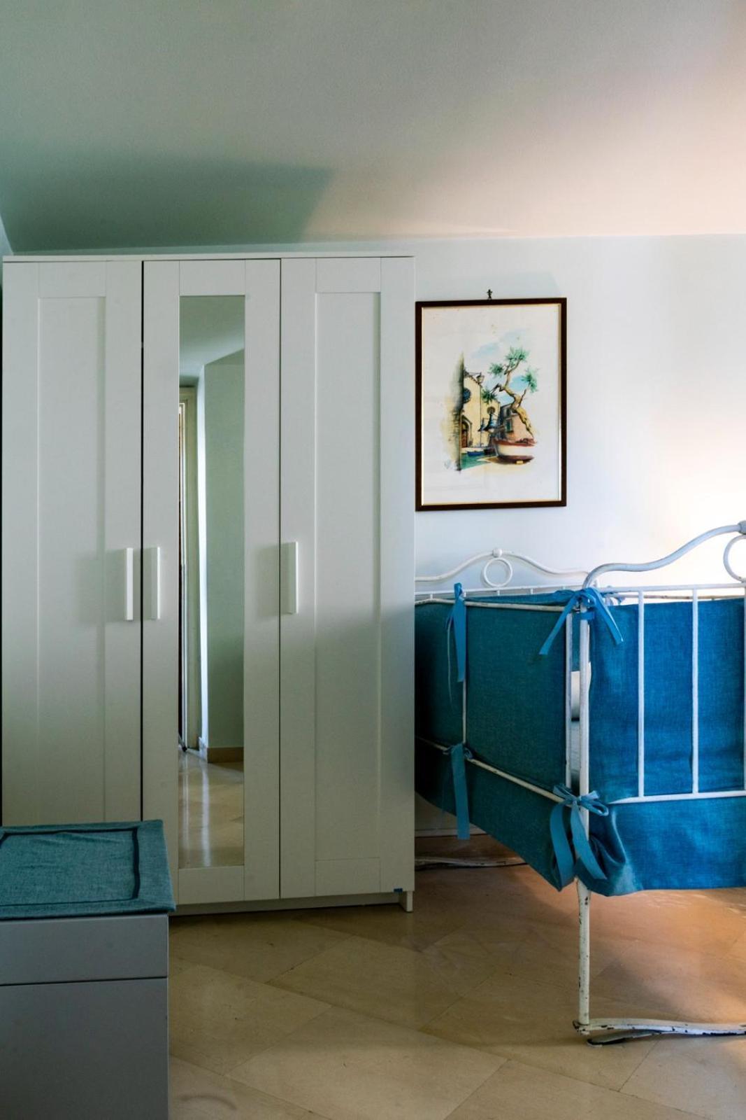 Ferienwohnung Palazzo Vaaz Mola di Bari Exterior foto